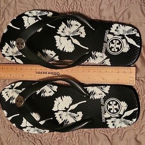 Tory burch sandals